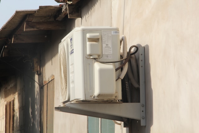 Key Factors That Affect AC Size Requirements